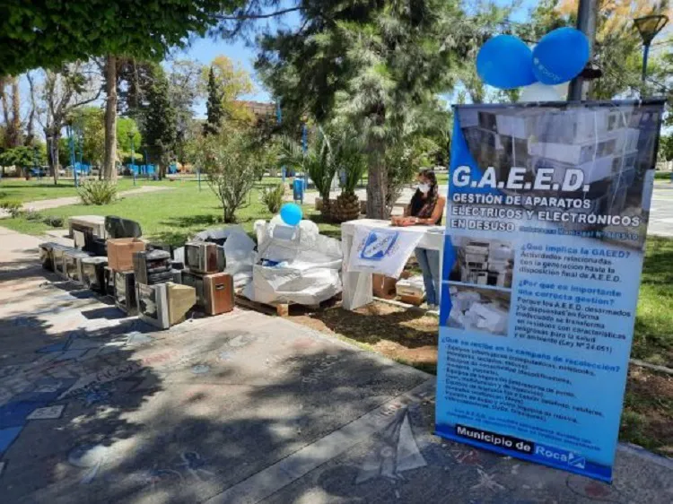 𝗖𝗮𝗺𝗽𝗮𝗻̃𝗮 𝗱𝗲 𝗿𝗲𝗰𝗼𝗹𝗲𝗰𝗰𝗶𝗼́𝗻 𝗱𝗲 𝗮𝗽𝗮𝗿𝗮𝘁𝗼𝘀 𝗲𝗹𝗲́𝗰𝘁𝗿𝗶𝗰𝗼𝘀 𝘆 𝗲𝗹𝗲𝗰𝘁𝗿𝗼́𝗻𝗶𝗰𝗼𝘀