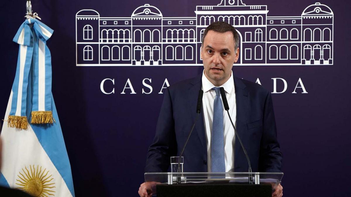 𝗙𝗶𝗻 𝗱𝗲 𝗹𝗮 𝗽𝗮𝘂𝘁𝗮 𝗼𝗳𝗶𝗰𝗶𝗮𝗹 𝗱𝗲𝗹 𝗲𝘀𝘁𝗮𝗱𝗼 𝗮 𝗹𝗼𝘀 𝗺𝗲𝗱𝗶𝗼𝘀 𝗱𝗲 𝗰𝗼𝗺𝘂𝗻𝗶𝗰𝗮𝗰𝗶𝗼𝗻